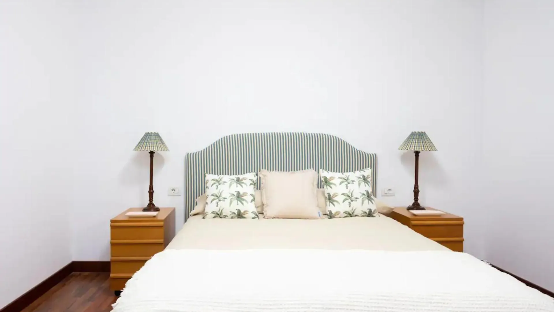 Holiday home Casa Carolina Villa Puntillo Del Sol Spain
